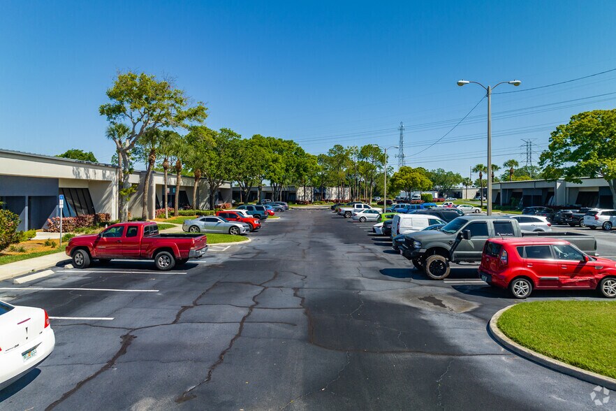 More Photos Of 13190 56th Ct, Clearwater Unknown For Lease