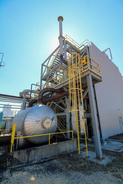 More Photos Of 5640 44th Ave S, Clinton Industrial For Sale