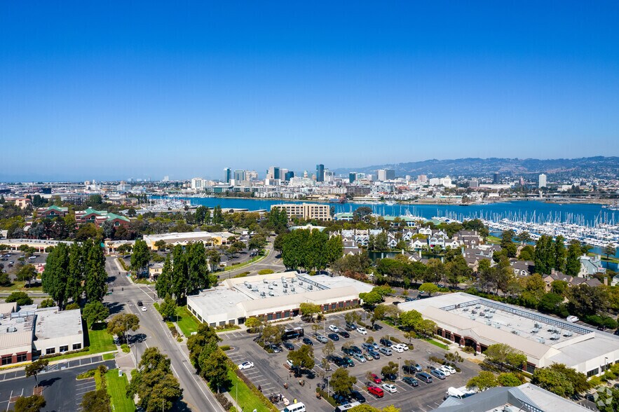 More Photos Of 300 Wind River Way, Alameda Unknown For Lease