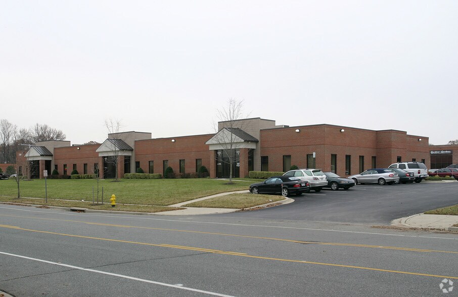 More Photos Of 2130 Priest Bridge Dr, Crofton Office For Lease