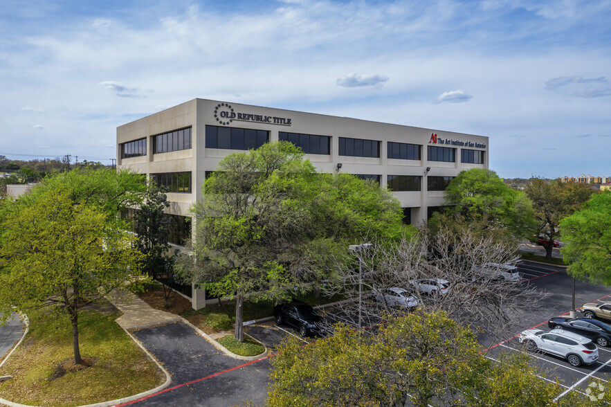 Primary Photo Of 10000 W IH-10, San Antonio Office For Lease