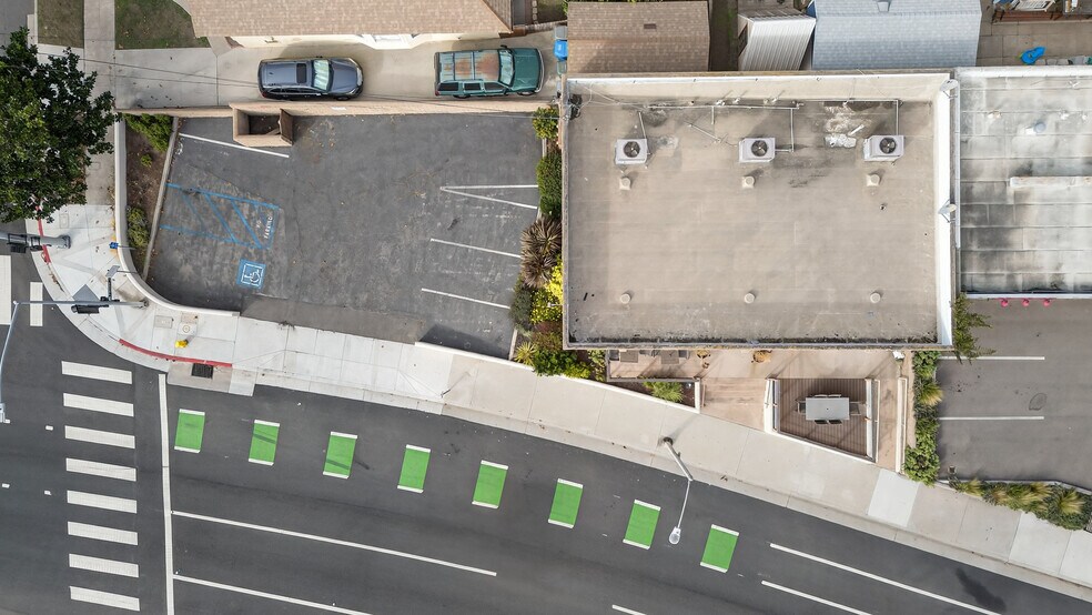 More Photos Of 401 Torrance Blvd, Redondo Beach Unknown For Lease