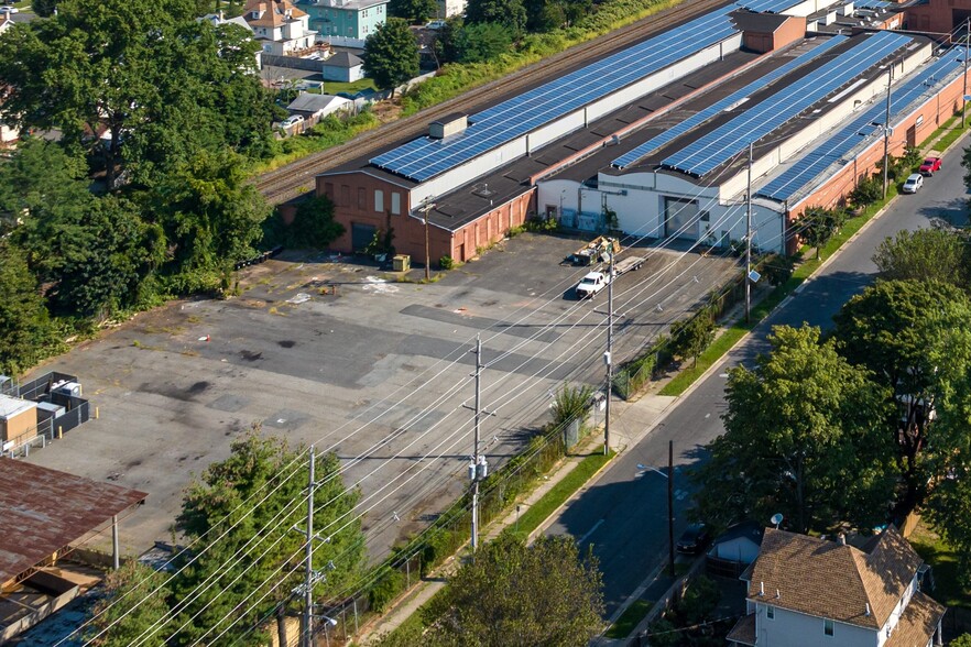 Primary Photo Of 1000 S 2nd St, Plainfield Warehouse For Lease