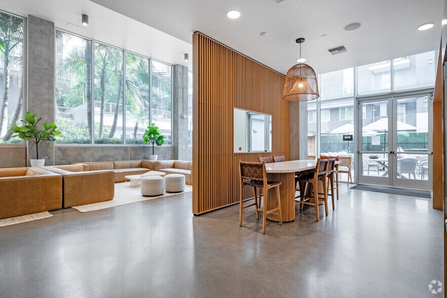 More Photos Of 1120 W 6th St, Los Angeles Apartments For Lease