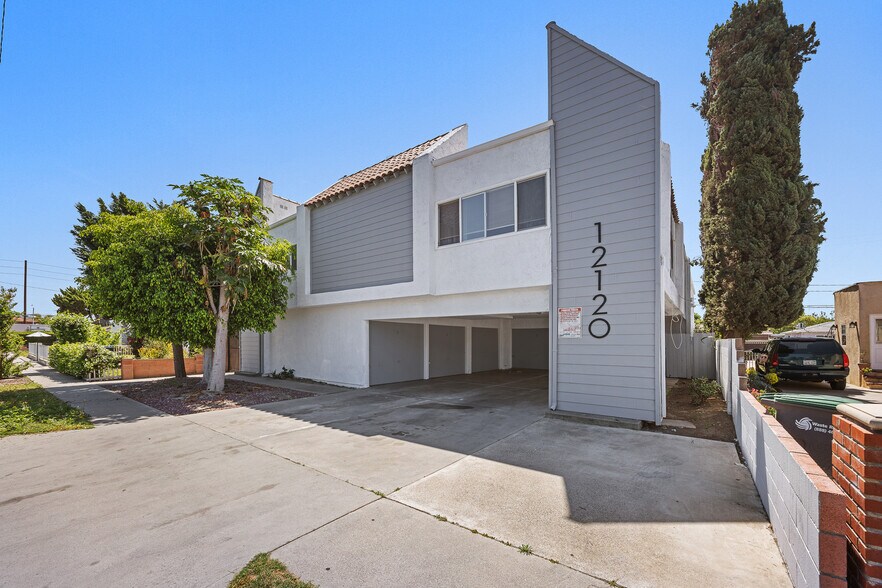 More Photos Of 12120 215th St, Hawaiian Gardens Apartments For Sale