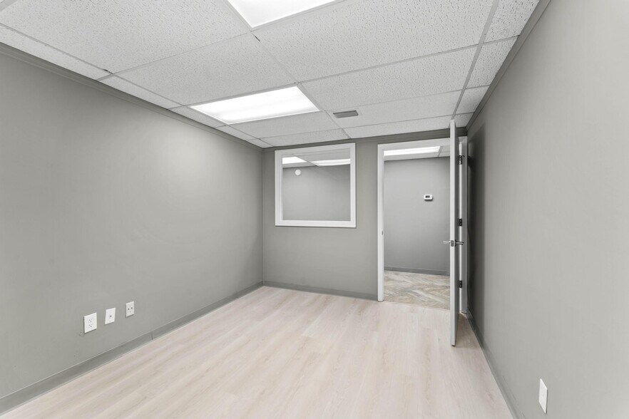 More Photos Of 315 11th Ave N, Jacksonville Beach Medical For Lease