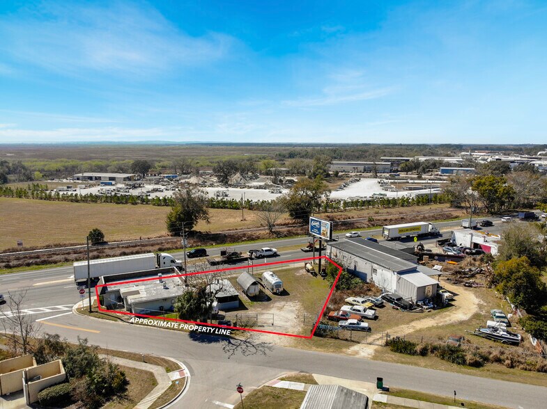 More Photos Of 3101 N Orange Blossom Trl, Zellwood Restaurant For Sale