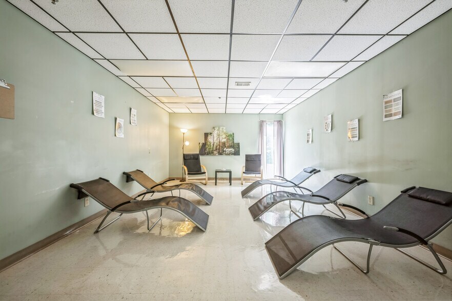 More Photos Of 2169 Commerce Blvd, Irondale Office For Sale