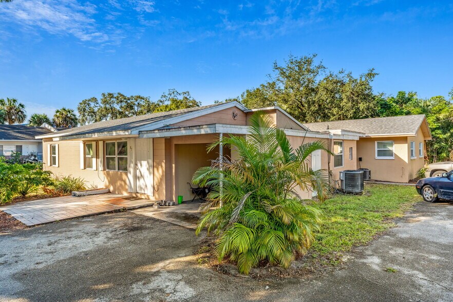 More Photos Of 85-89 NW Irwin Ave, West Melbourne Apartments For Sale