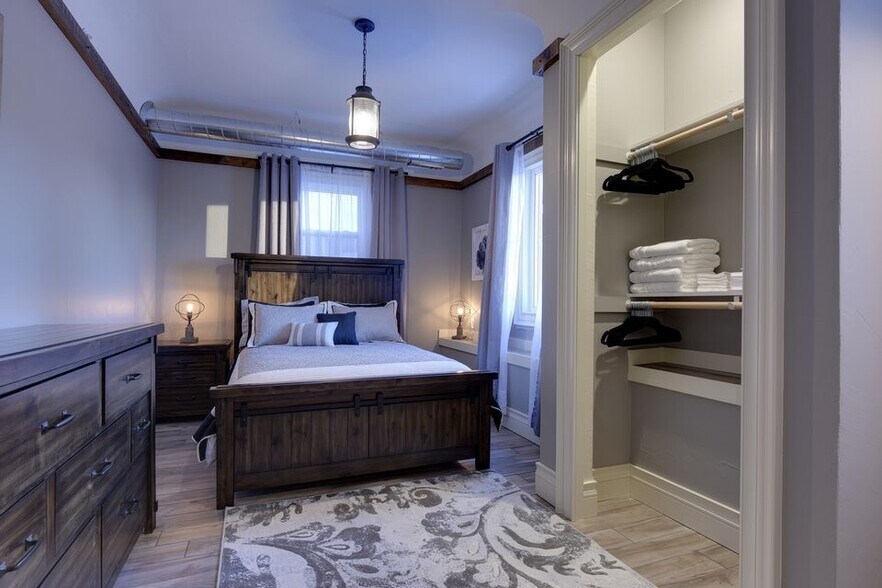 More Photos Of 1802 11th Ave S, Minneapolis Apartments For Sale