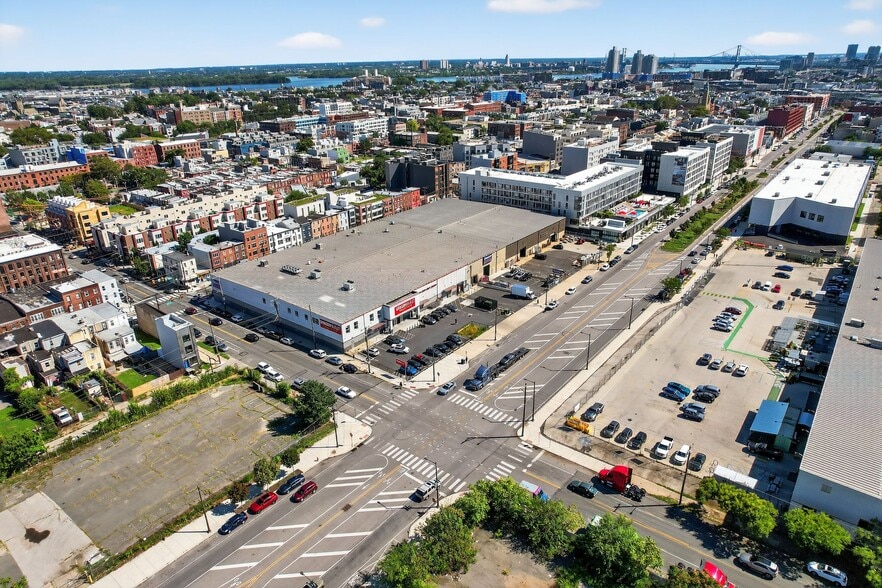 More Photos Of 1801-1859 N American St, Philadelphia Warehouse For Sale