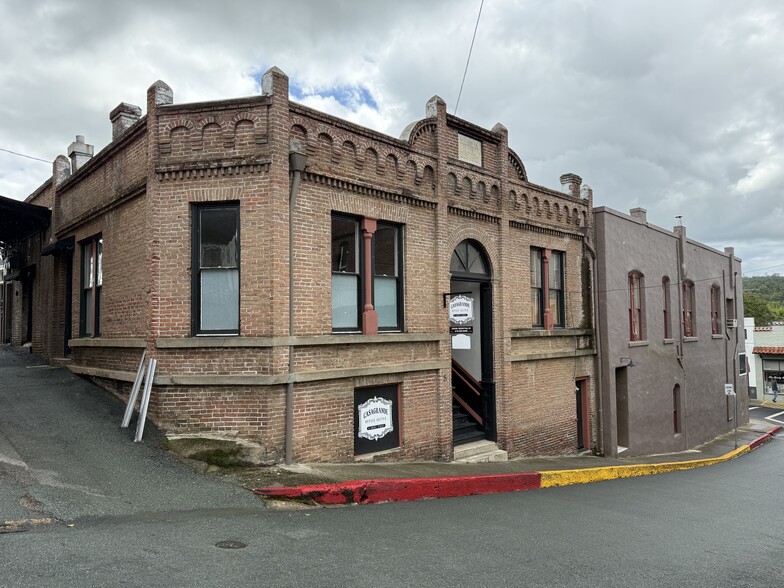 More Photos Of 8 Court St, Jackson Loft Creative Space For Lease