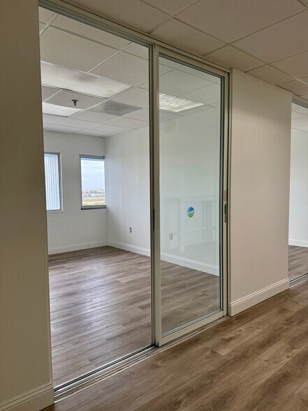 More Photos Of 1150 NW 72nd Ave, Miami Unknown For Lease