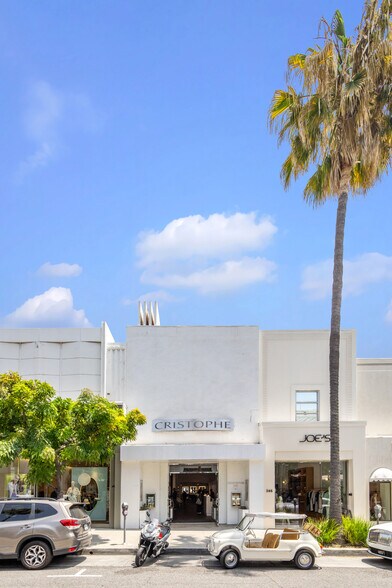 More Photos Of 348 N Beverly Dr, Beverly Hills Storefront For Lease