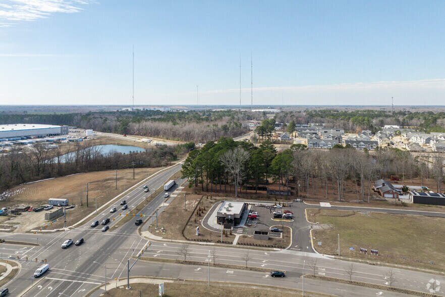 More Photos Of 5000 Portsmouth Blvd, Chesapeake Freestanding For Sale