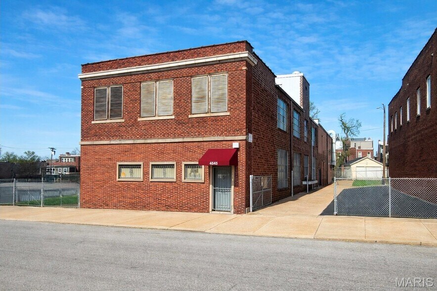 Primary Photo Of 4545 Olive St, Saint Louis Industrial For Sale