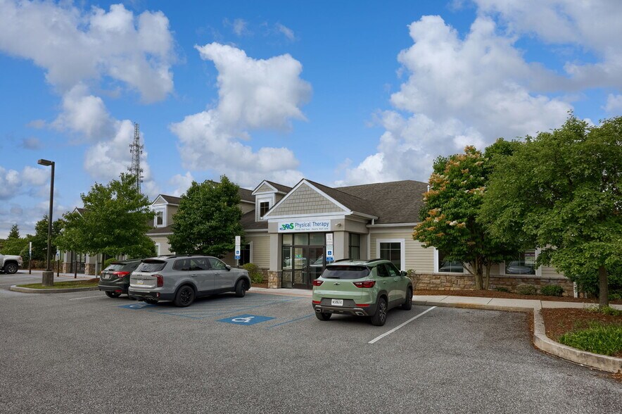 More Photos Of 84 Doe Run Rd, Manheim Medical For Lease