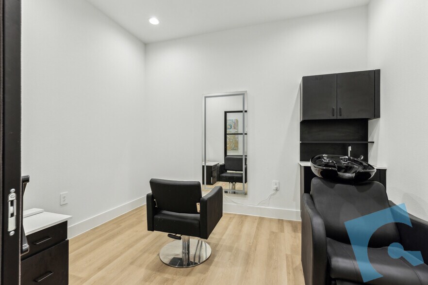 More Photos Of 8831 Davis Blvd, Keller Freestanding For Sale