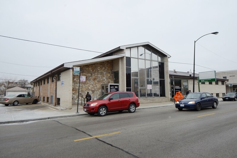 More Photos Of 6420 N California Ave, Chicago Coworking Space