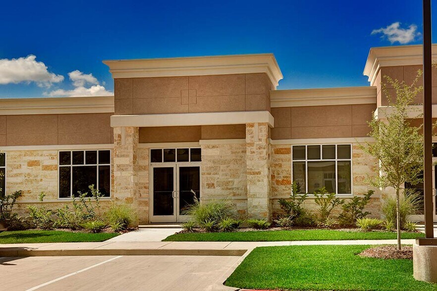 More Photos Of 2219 Sawdust Rd, The Woodlands Office For Sale