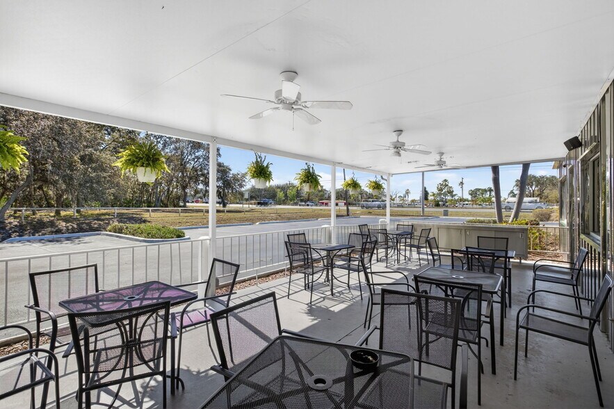 More Photos Of 4040 US Highway 27 S, Sebring Restaurant For Sale