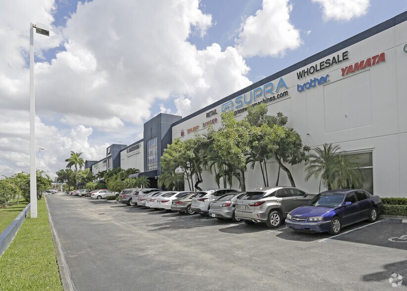 More Photos Of 7630 NW 25th St, Miami Warehouse For Lease