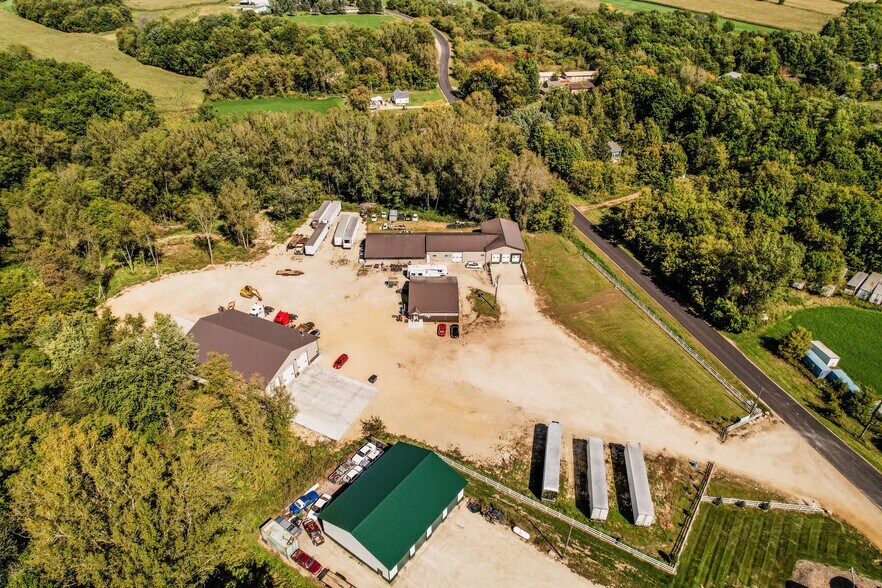 More Photos Of 145 Railroad Ave, Ellsworth Warehouse For Lease