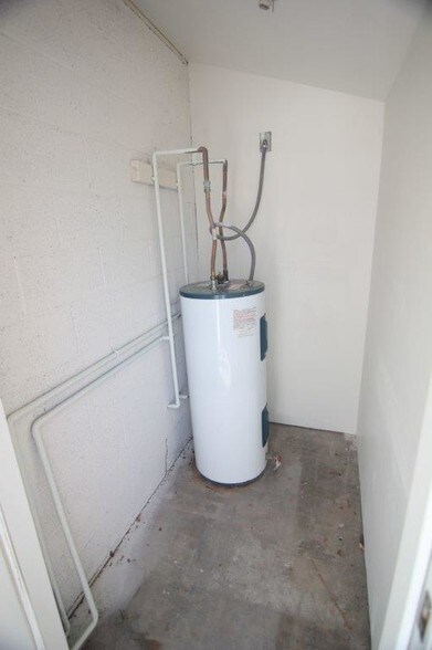 More Photos Of 718 W Hazelwood St, Phoenix Apartments For Sale