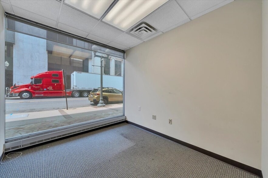 More Photos Of 210 S Jefferson St, Roanoke Loft Creative Space For Sale