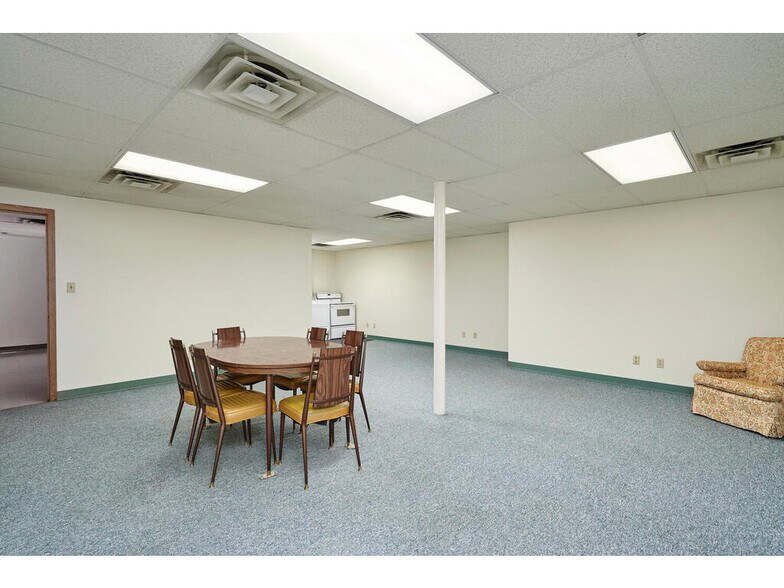 More Photos Of 727 Graham Rd, Cuyahoga Falls Medical For Sale