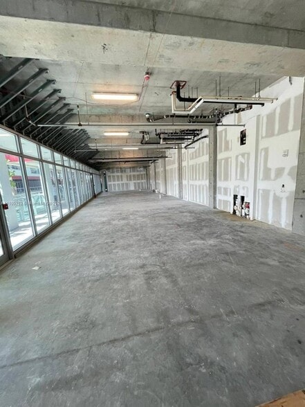 More Photos Of 777 N Ocean Dr, Hollywood Hotel For Sale