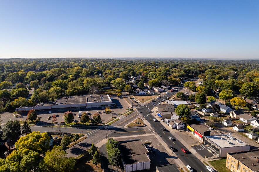 More Photos Of 973 Smith Ave S, Saint Paul Freestanding For Sale