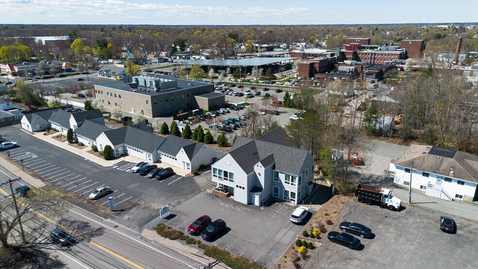 More Photos Of 189 Quincy St, Brockton Medical For Sale