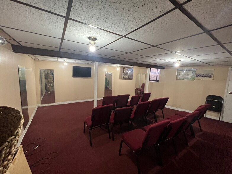 More Photos Of 303 E 98th St, Brooklyn Religious Facility For Sale