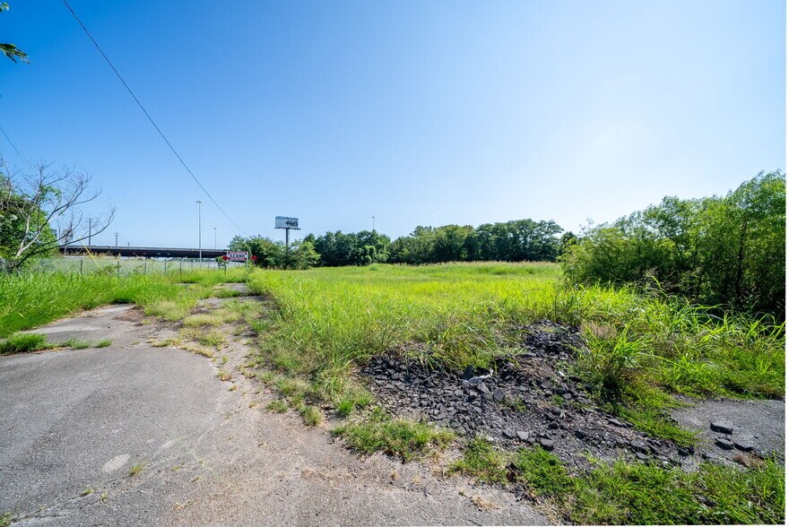 More Photos Of 2285 Wilma Rudolph Blvd, Clarksville Land For Sale