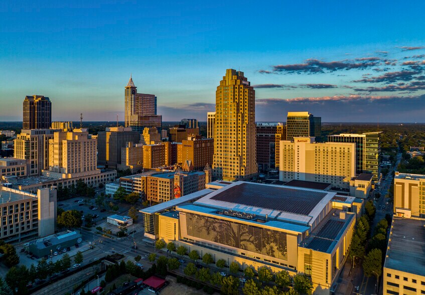 More Photos Of 434 Fayetteville St, Raleigh Office For Lease