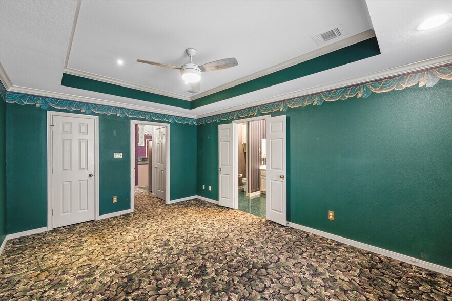 More Photos Of 103-105 E Center Street, Lorena Storefront For Sale