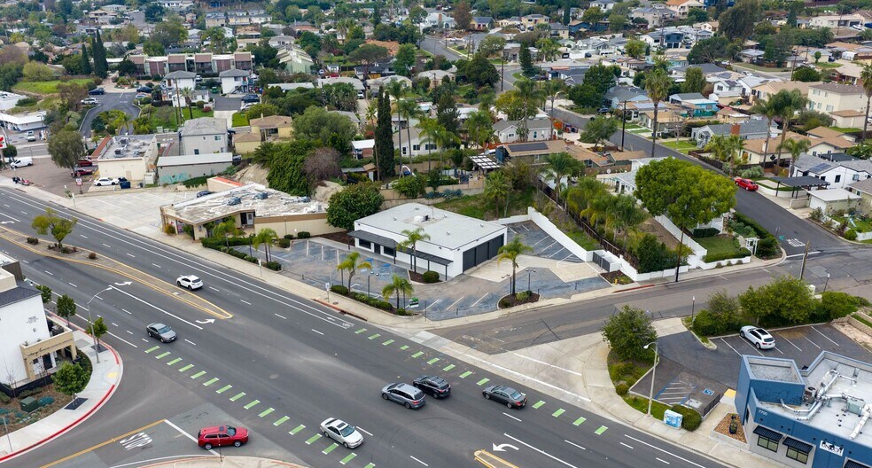More Photos Of 7658 University Ave, La Mesa Auto Dealership For Lease