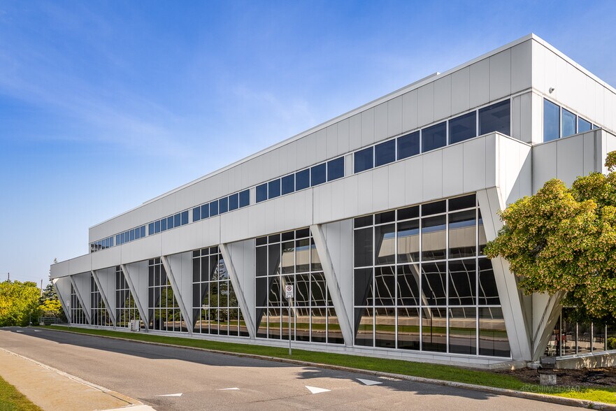 More Photos Of 2204 Walkley Rd, Ottawa Office For Lease