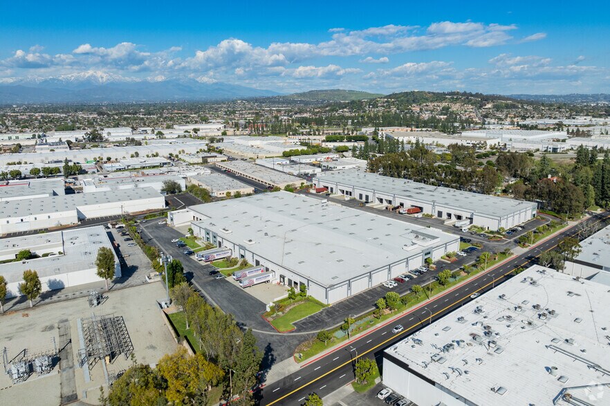 More Photos Of 15241-15277 Don Julian Rd, City of Industry Warehouse For Lease