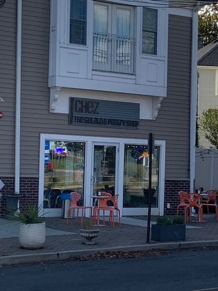 More Photos Of 206-208 Centennial Ave, Cranford Storefront Retail Residential For Lease