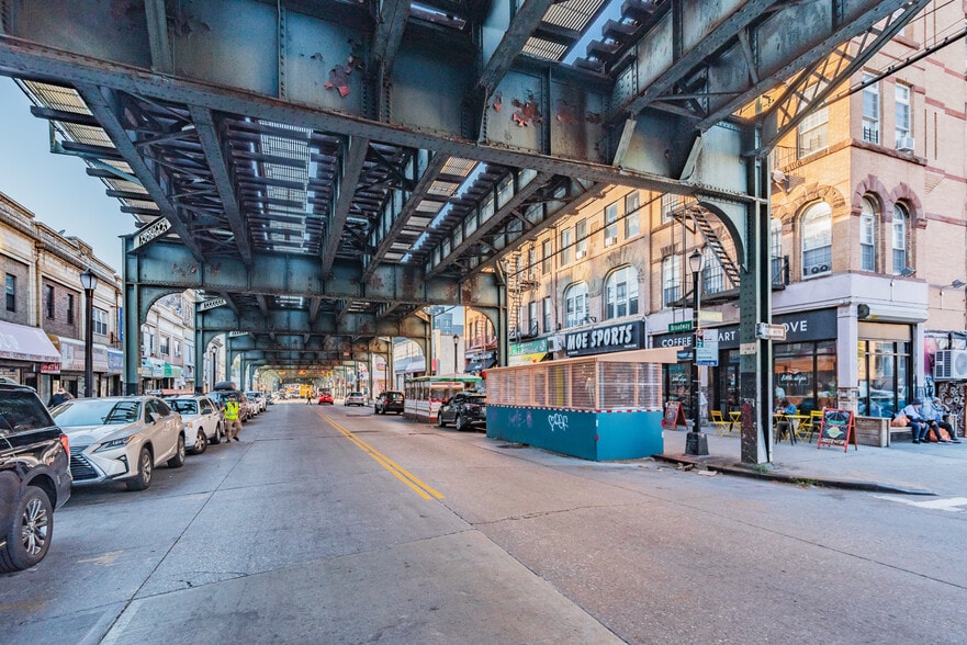 More Photos Of 1641 Broadway, Brooklyn Apartments For Sale