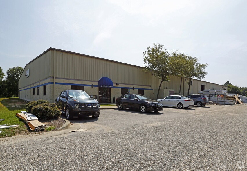 More Photos Of 205 S Rogers Ln, Raleigh Warehouse For Lease