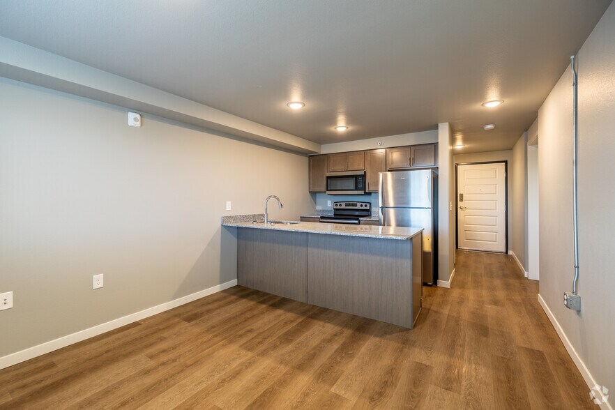 More Photos Of 1525 W Havens Ave, Mitchell Apartments For Lease