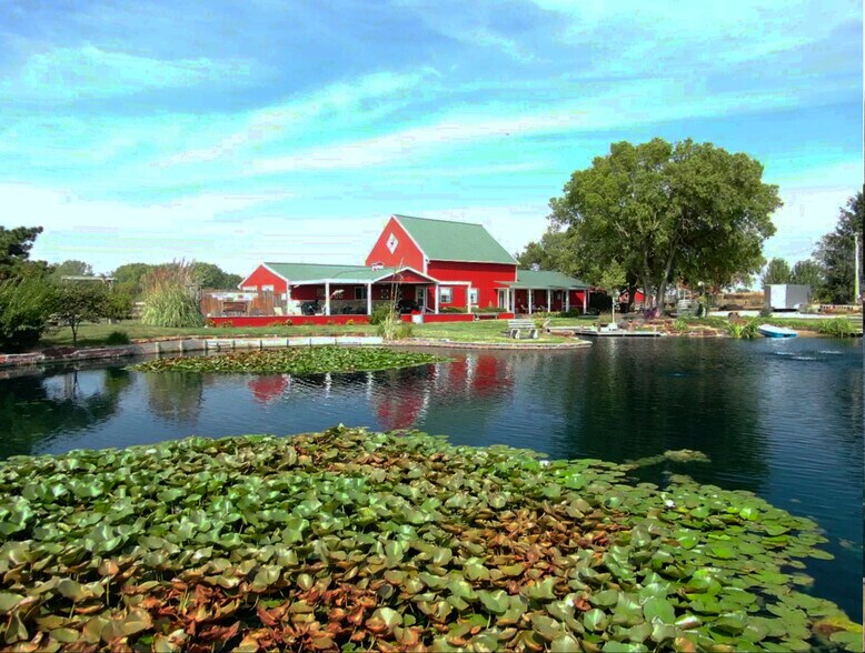 More Photos Of 505 Meridian Rd, Miltonvale Hospitality For Sale