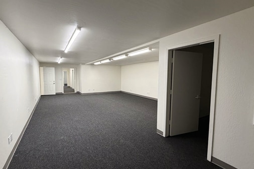 More Photos Of 49111-49117 Millmont Dr, Fremont Warehouse For Sale
