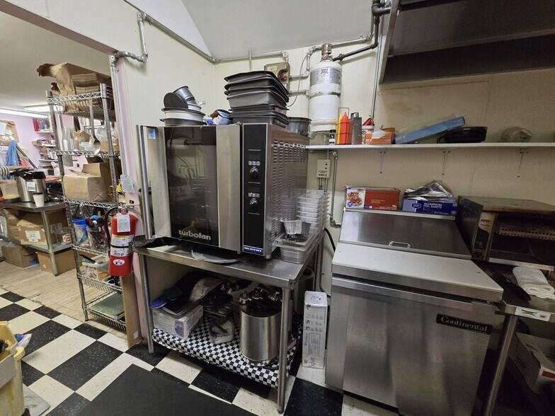 More Photos Of 5030 State Hwy, Eastham Freestanding For Sale