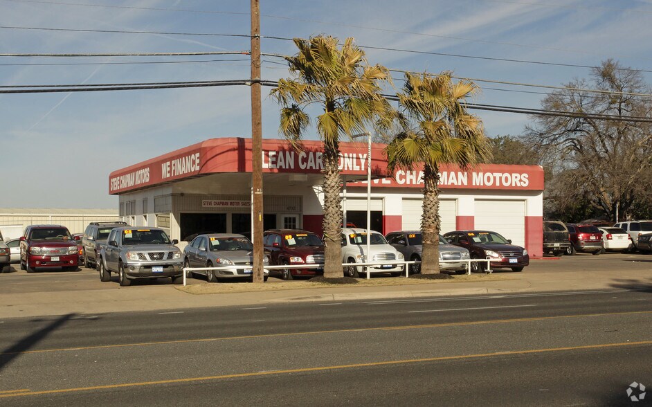 More Photos Of 4712 S Congress Ave, Austin Auto Dealership For Sale