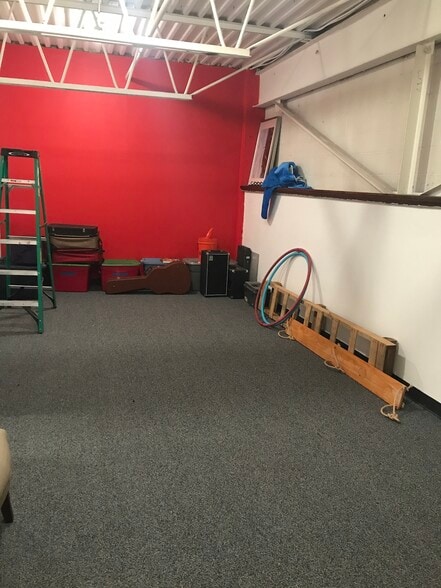 More Photos Of 961 Route 10 E, Randolph Warehouse For Lease
