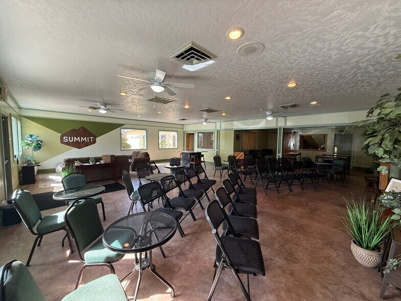 More Photos Of 520 N Mount Shasta Blvd, Mount Shasta General Retail For Sale